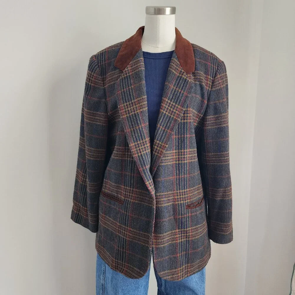 Vintage Plaid Blazer Size: 14P - Picture 10 of 16